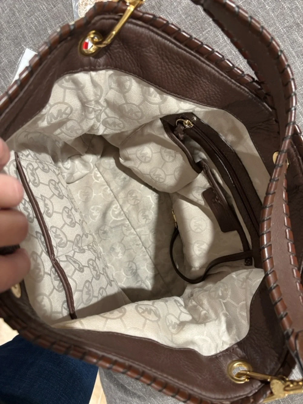Michael Kors Bennett gold and brown straw shoulder bag - Picture 9 of 9